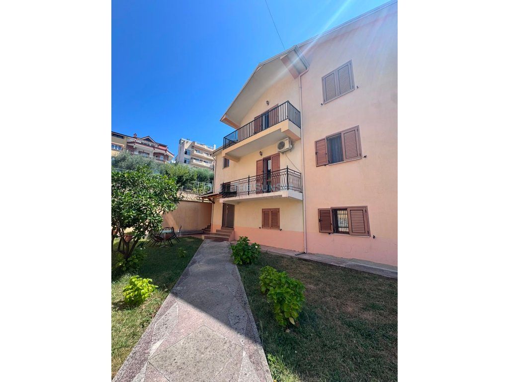 Apartament 2+1 për qira te Qytet Studenti 3