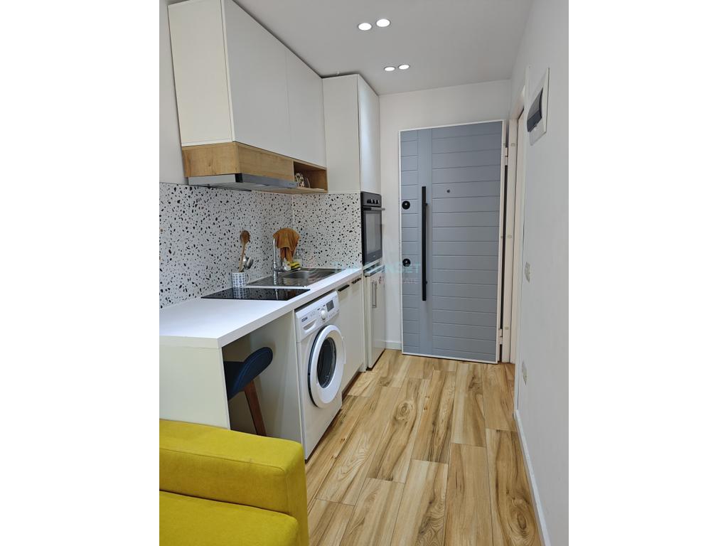 APARTAMENT LUKSOZ 2+1 PER SHITJE TE RRUGA E BOGDANEVE 2