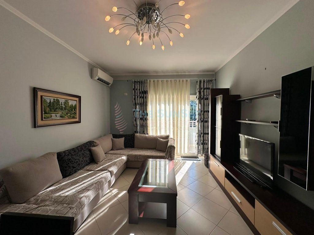 Apartament 2+1 për qira te Kopshti Botanik