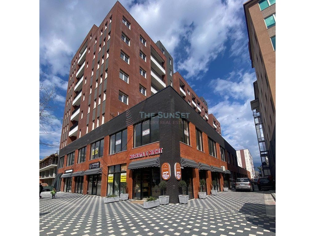 Apartament 2+1 për shitje në Bulevardin Blu, Kamëz 3