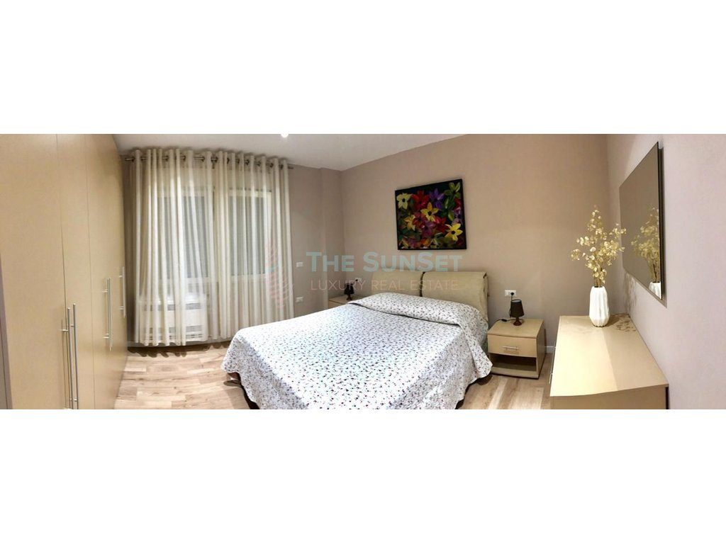Apartament 1+1 për qira te 21 Dhjetori. 4