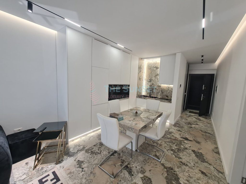 Apartament 2+1 për qira pranë Spitalit të Kafshëve 2