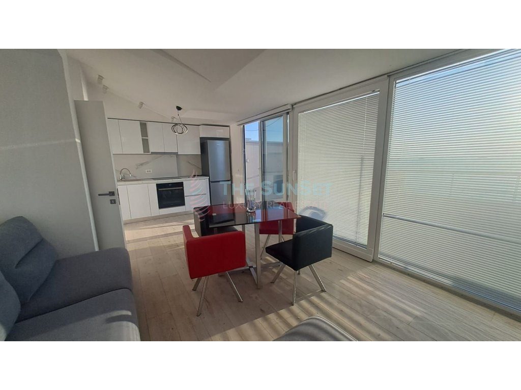 Apartament 2+1 per qira afatgjate te Hotel Adriatiku 2