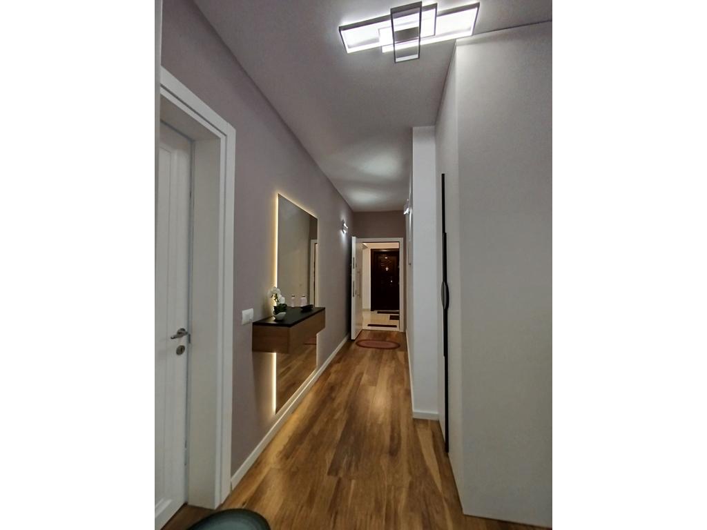 Apartament 2+1 për shitje në rezidencën Lake View 4