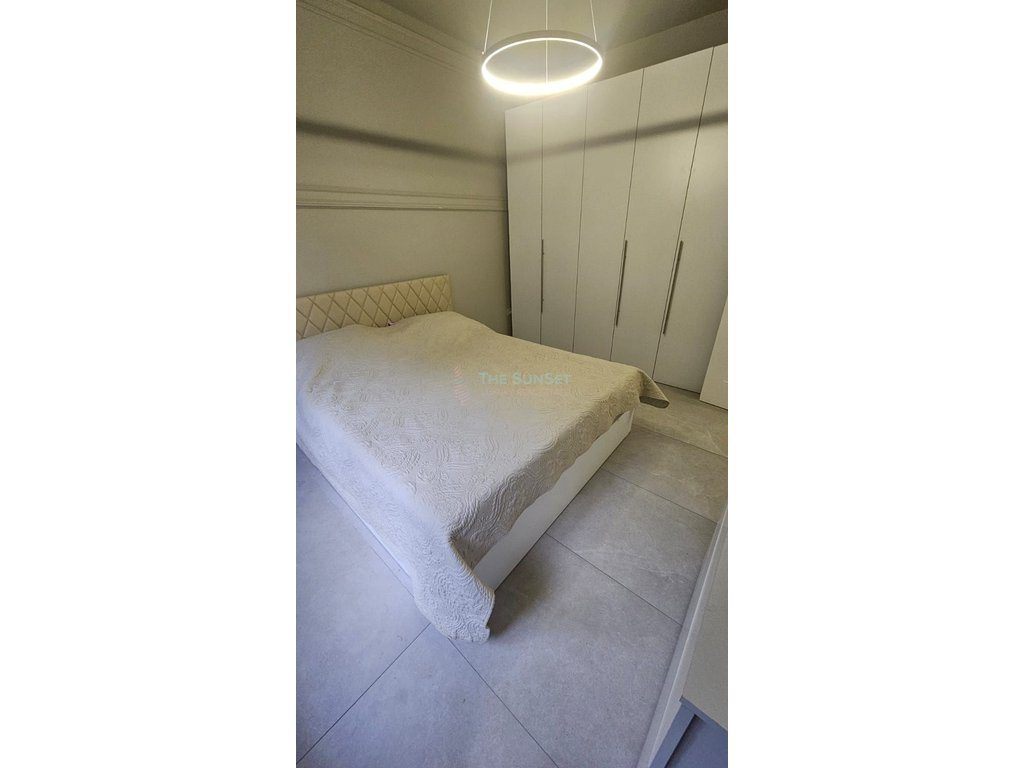 Vilë 3-Katshe Luxury për shitje me Pamje nga Deti në Golem 4