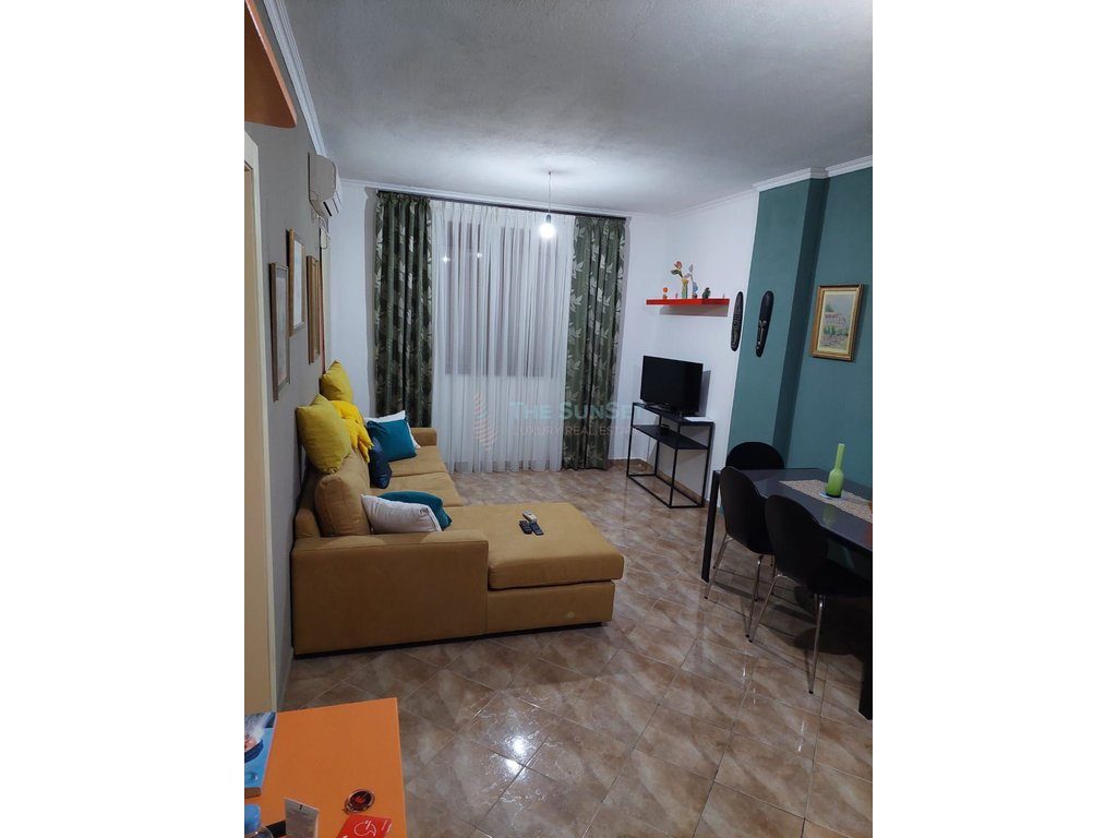Apartament 1+1 për shitje në zonën e Shkëmbit të Kavajës 2