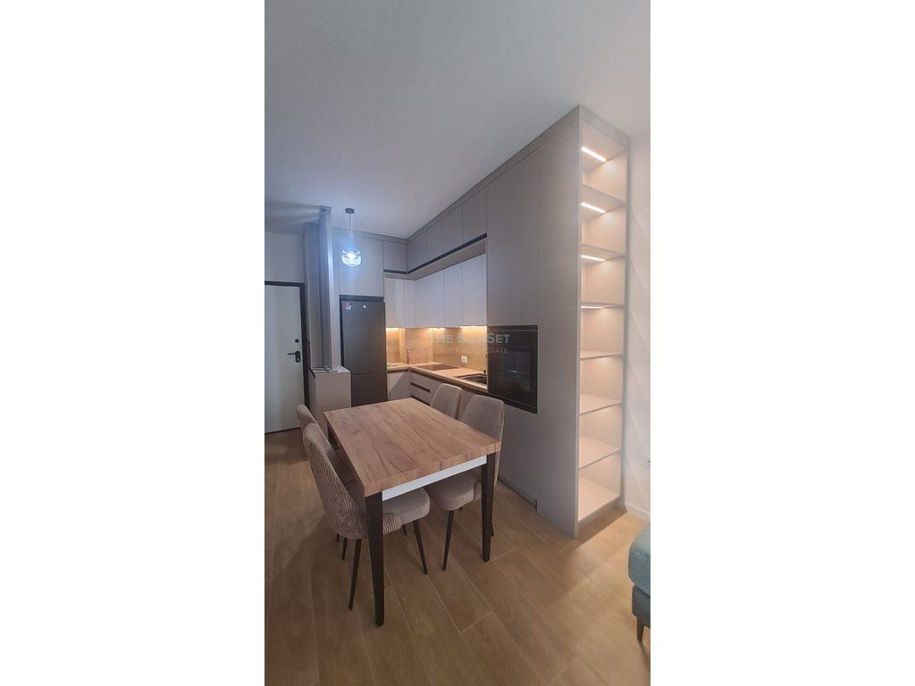 Jepet me qira Apartament 1+1 + Post Parkimi 3