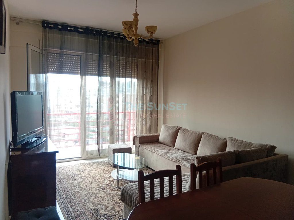 Apartament 1+1 për qira në Rrugën "Jordan Misja"