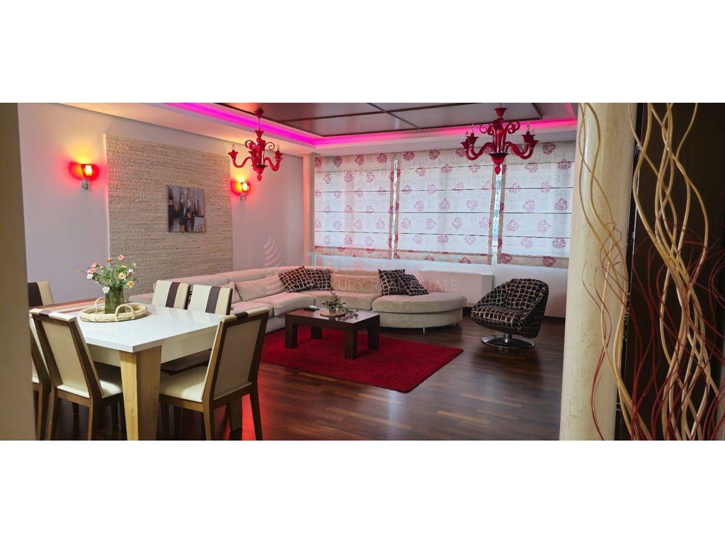 Apartament 2+1+2 për Qira – Vet Albania 4