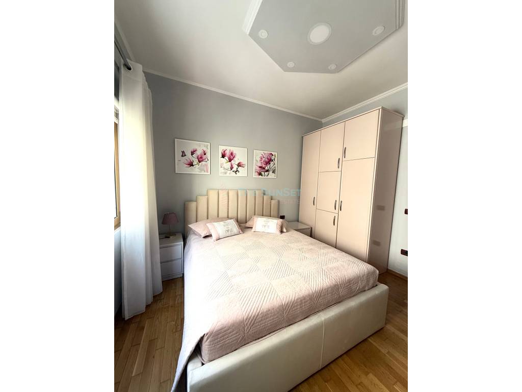 Apartament 1+1 për Qira afër Stadiumit Arena 4