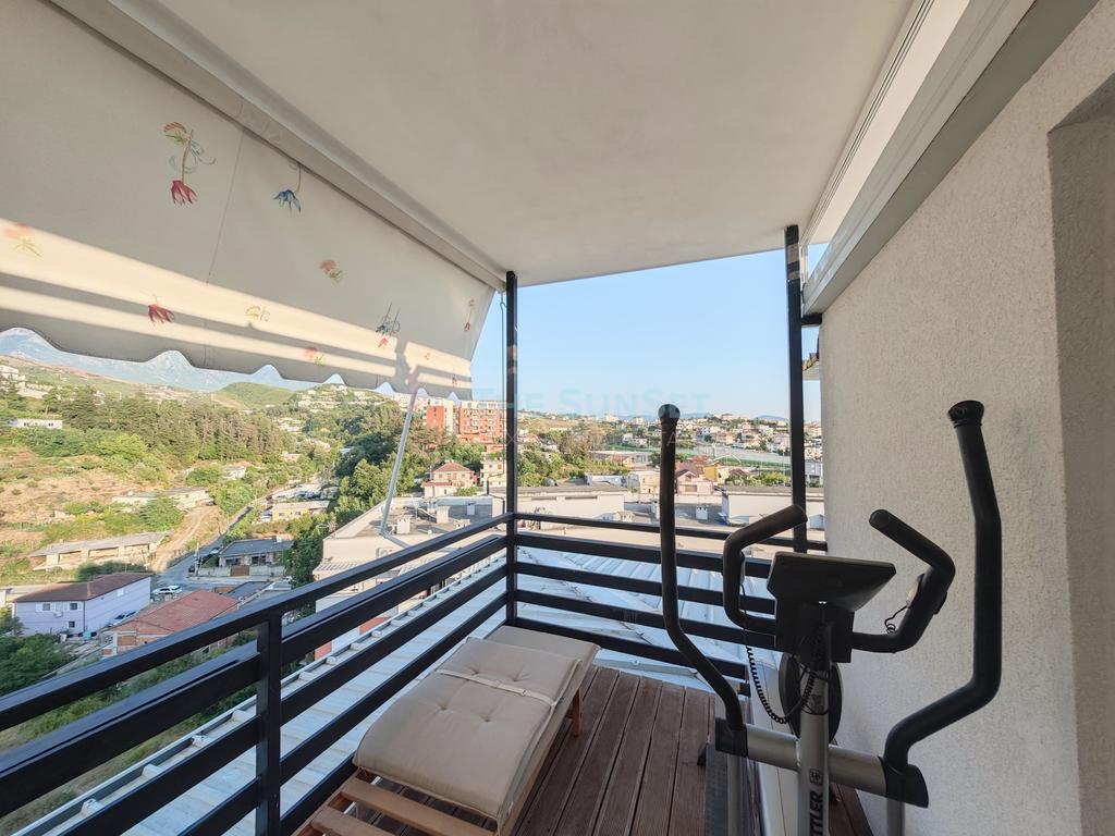 Apartament 1+1 për qira në Kompleksin Mangalem 3