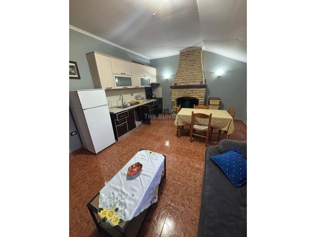 Apartament 2+1 për qira në Shkozë 2