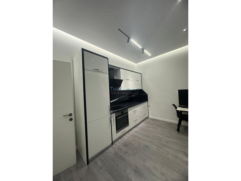 Apartament 1+1 me qira ditore te Vertikal Forest ,Arena 3