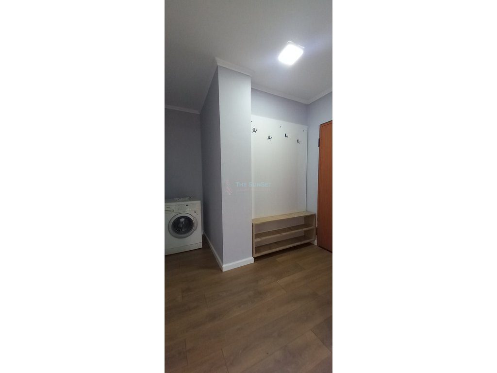 Apartament 1+1 për shitje te Pedonalja e Tiranës 2