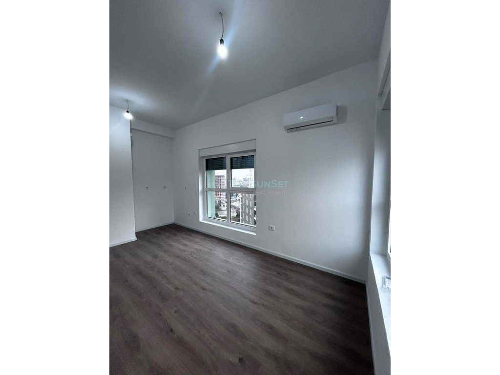 Apartament 1+1 për qira në Kompleksin Mangalem 2