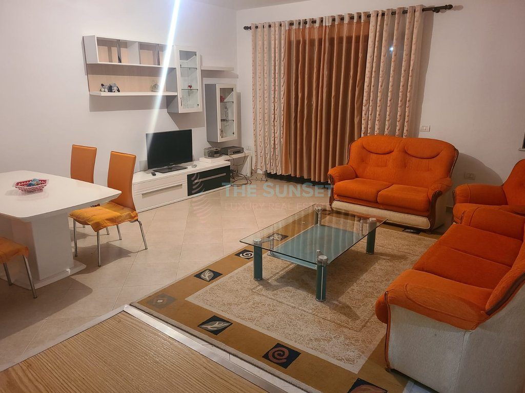 Apartament 2+1 për shitje në Bulevardin Migjeni 3
