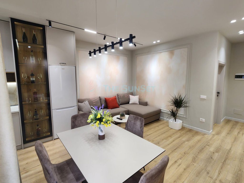 Apartament 2+1 për shitje në Durrës me pamje nga deti 4