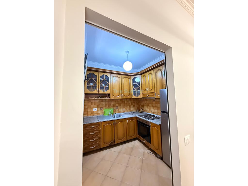 Apartament 1+1 për shitje në Rrugën Ali Demi 3