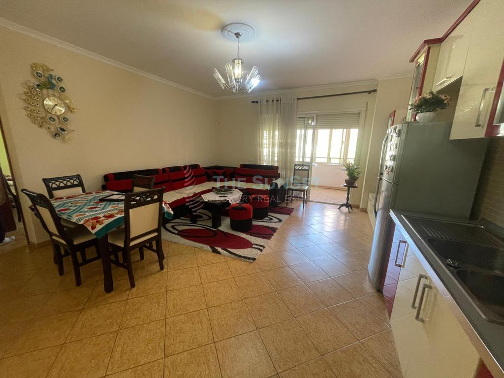 Apartament 2+1 për Shitje pranë Kopshtit Zoologjik
