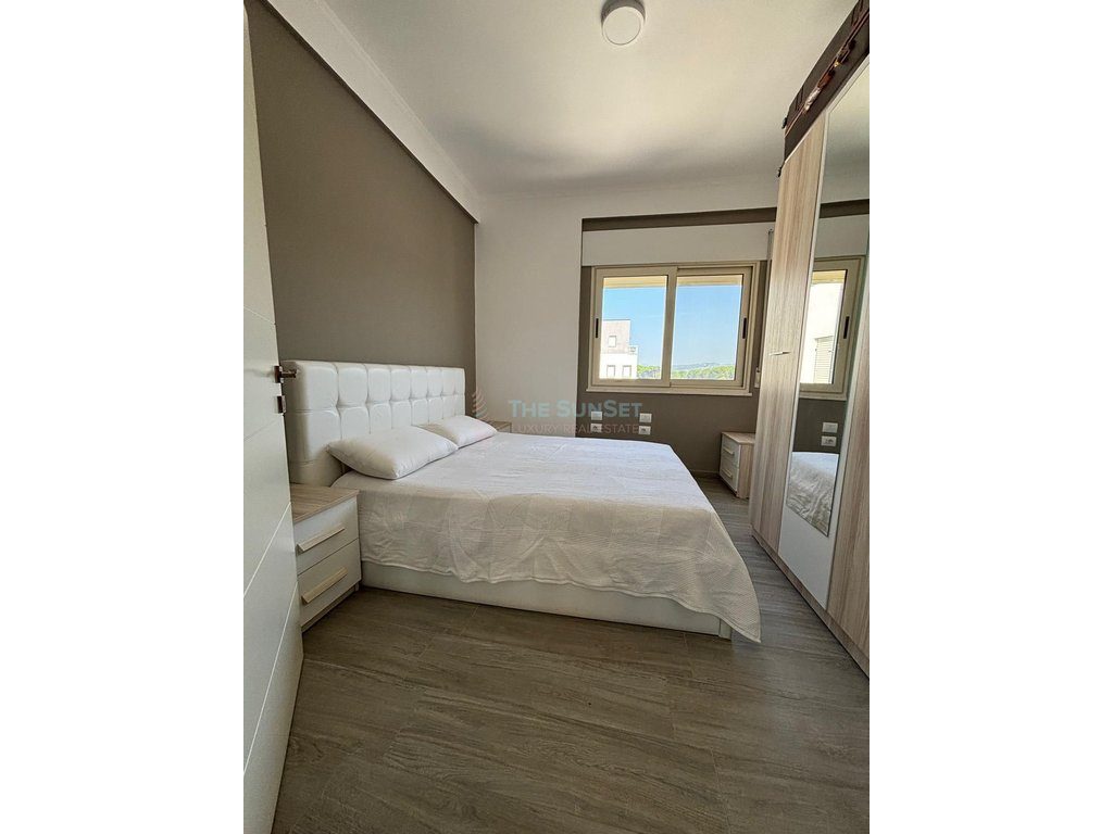 Apartament 2+1+2 për shitje në Porto Lalzi 2