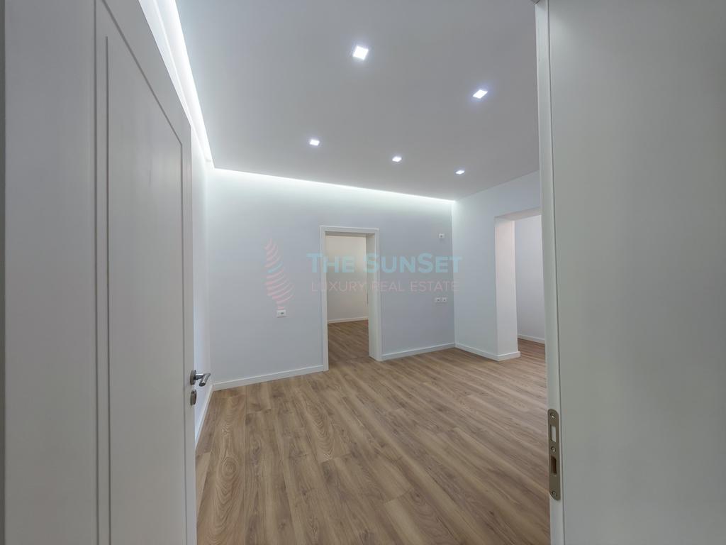 Apartament 3+1 për shitje në Rrugën Myslym Shyri 3