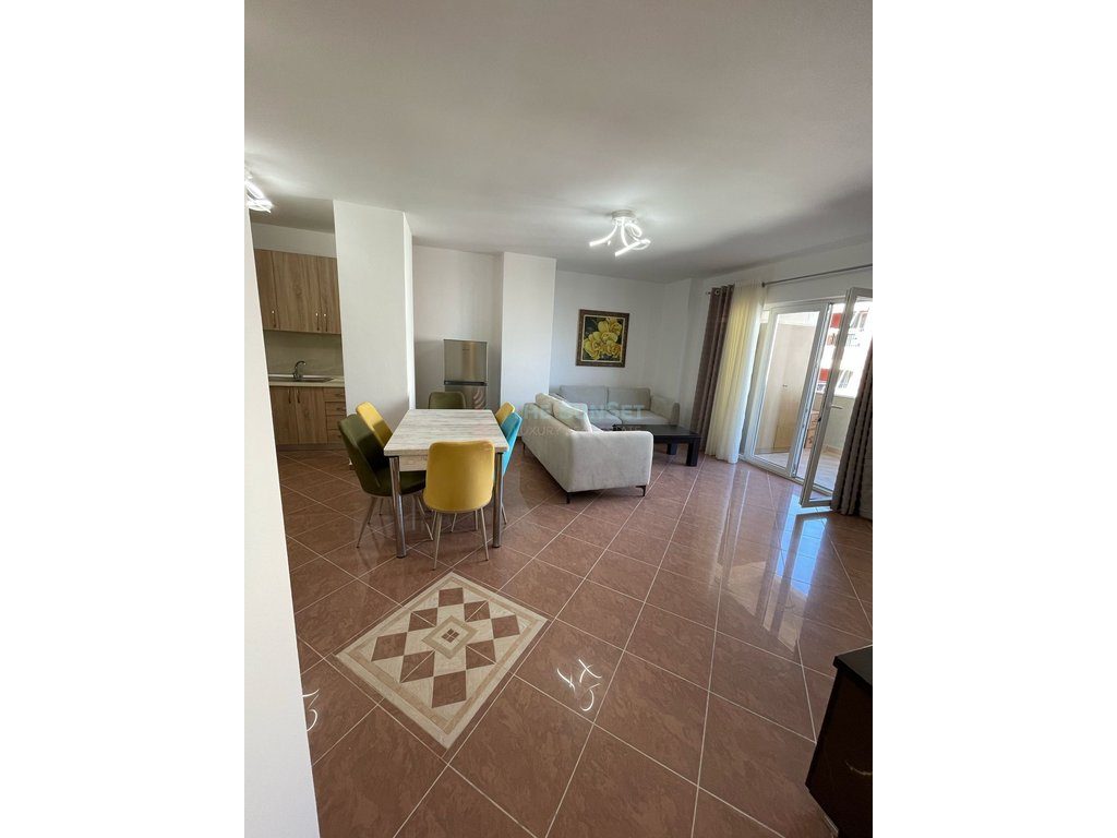 Apartament per shitje te Varri i Bamit 2
