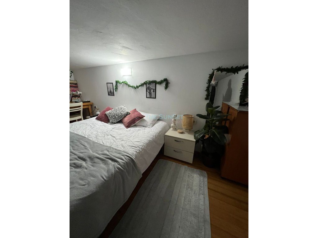 Apartament 1+1 për shitje te Pedonalja e Tiranës 3
