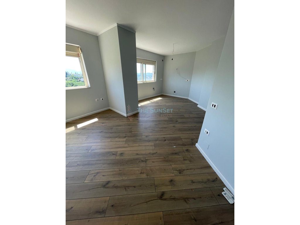 Apartament 1+1 për shitje në Fresk 3