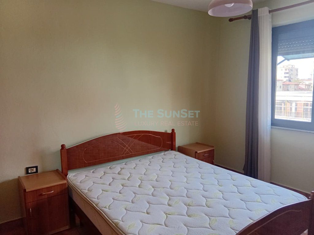 Apartament 1+1 për qira në rrugën "Myslym Shyri" 2