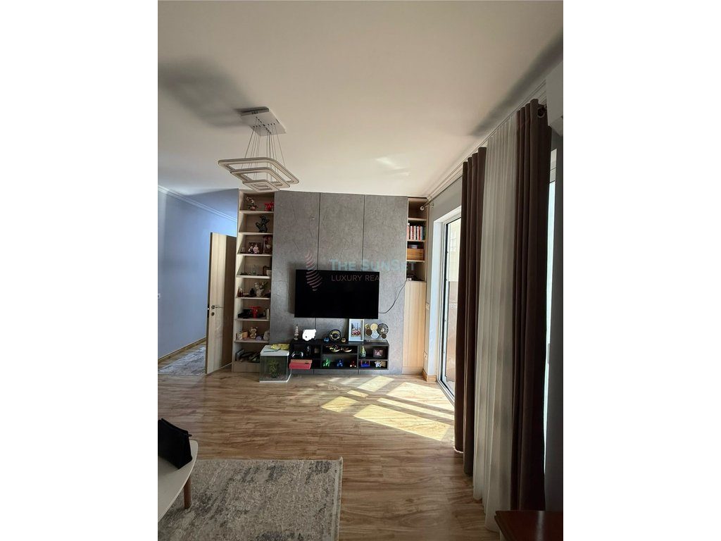 Apartament 2+1 për qira në zonën e 9 Katësheve 2