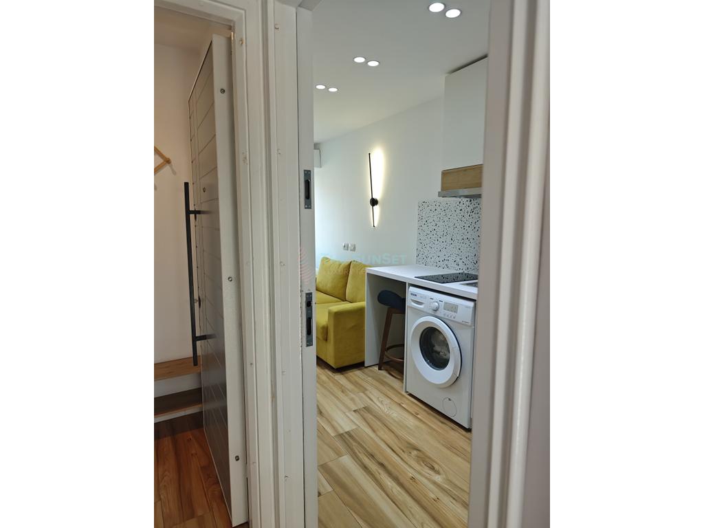 APARTAMENT LUKSOZ 2+1 PER SHITJE TE RRUGA E BOGDANEVE