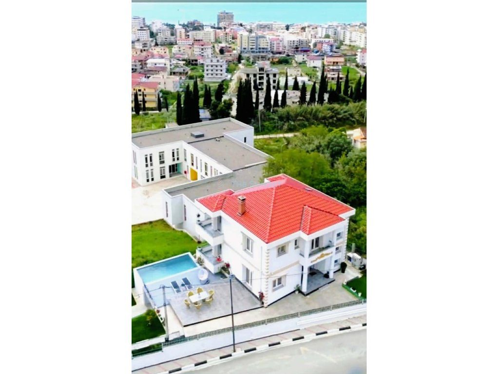 Vilë 2+1 Për Shitje në Golem, Durrës 2