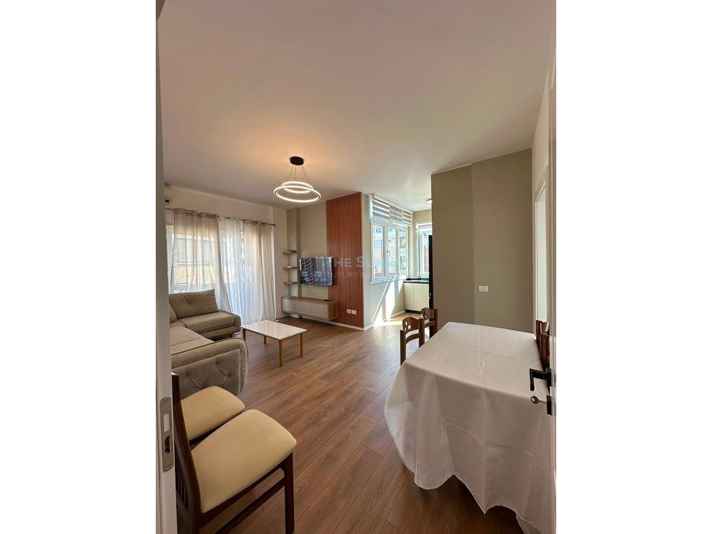 Apartament 1+1 për qira pranë Kopshtit Zoologjik
