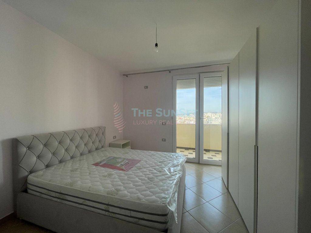 Garzoniere për shitje në Vlorë 2
