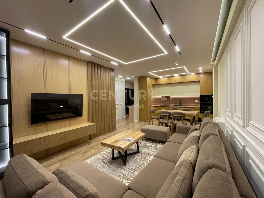 LIQENI I THATË – APARTAMENT 2+1+2 + PARKIM ME QIRA