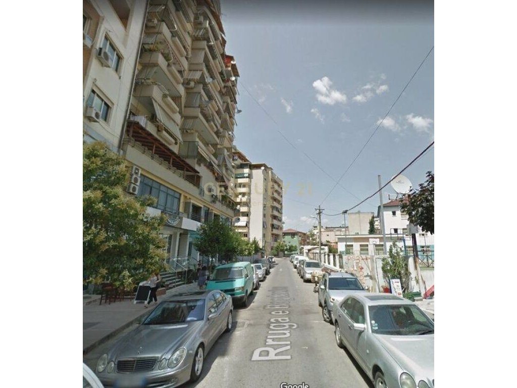 🏡 RRUGA E BOGDANEVE – APARTAMENT 2+1+2 NË SHITJE 1