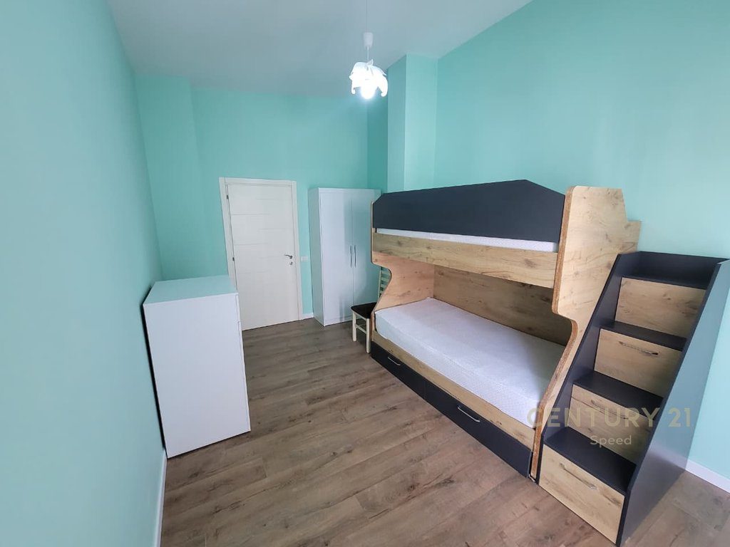 Jepet me qira apartament 2+1 me verandë në Fresk!! 4