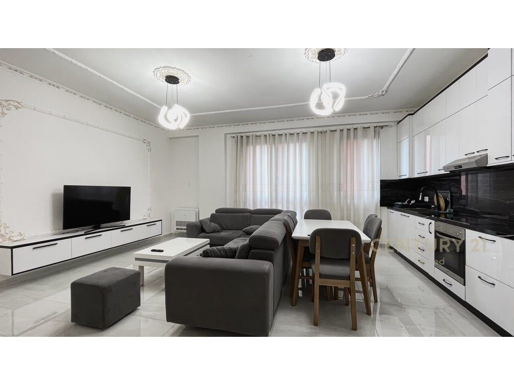 Jepet me qira apartament 2+1 pranë Uzinës Dinamo! 2