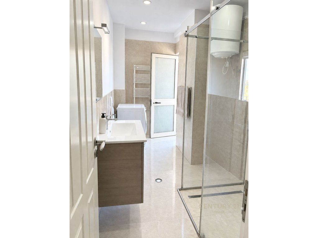 APARTAMENT ME QIRA 2+1 TEK SELVIA! 4