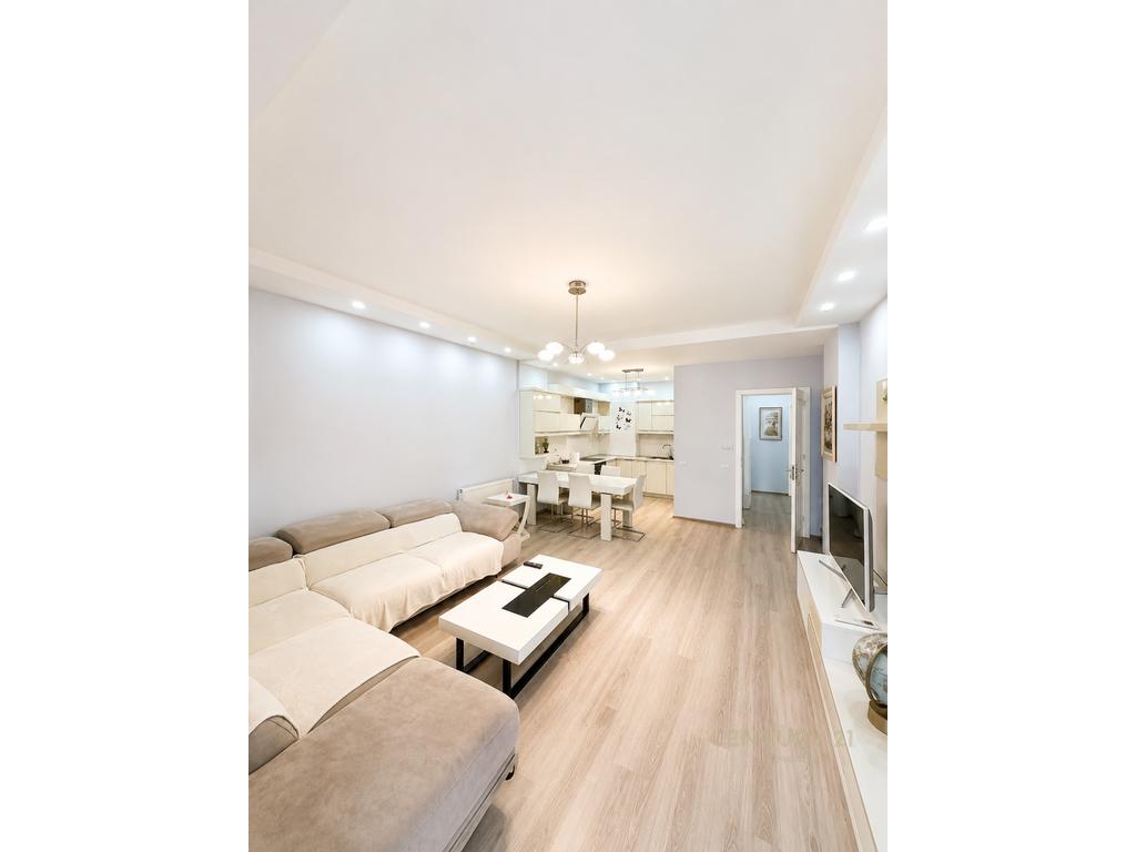 APARTAMENT ME QIRA 2+1 TEK SELVIA!