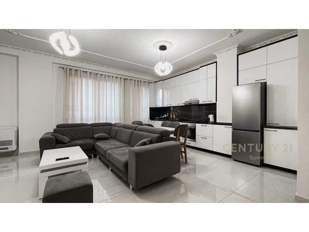 Jepet me qira apartament 2+1 pranë Uzinës Dinamo! 3