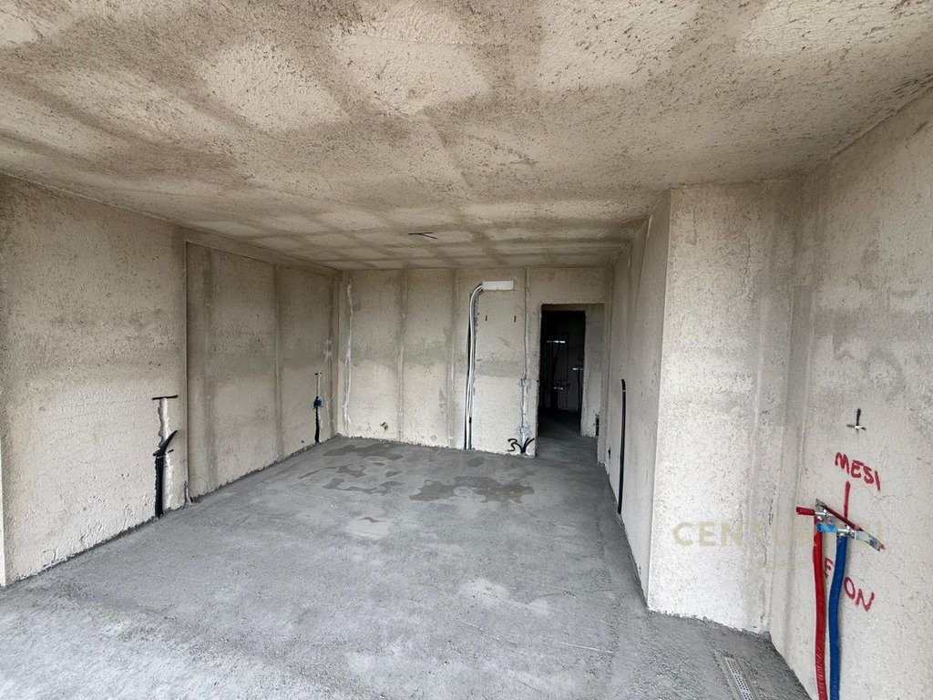 SHITET APARTAMENT 2+1 NË PORTO LALZI, HAMALLAJ 2