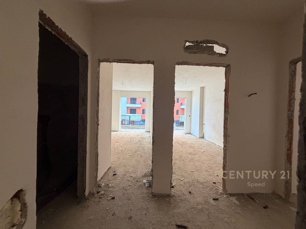 Apartament 2+1 ne Paskuqan per shitje! 4