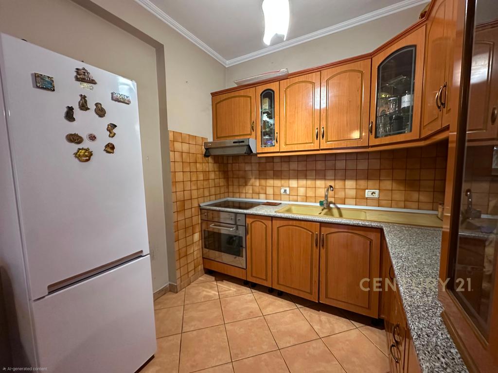 JEPET ME QIRA APARTAMENT 2+1 PRANË SHKOLLËS SË BASHKUAR 3