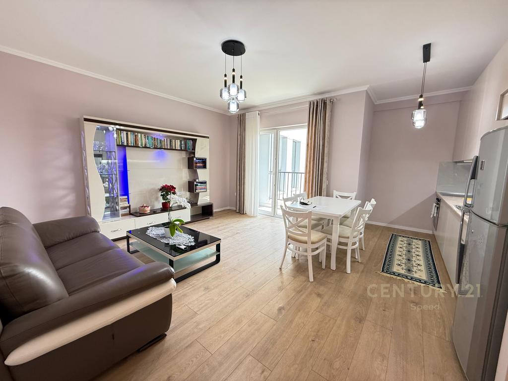 Apartament për qira 1+1 tek Frigoriferi/Siri Kodra! 4