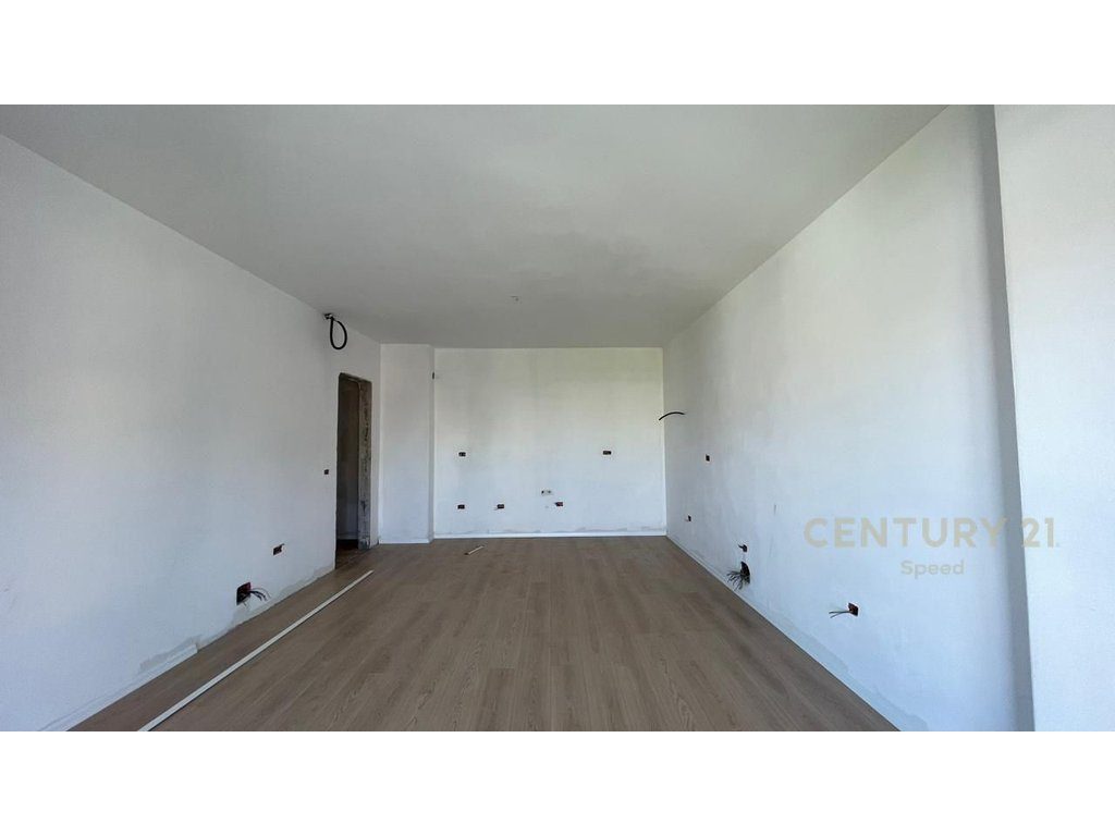Shitet apartament 2+1 në zonën e Paskuqanit! 3