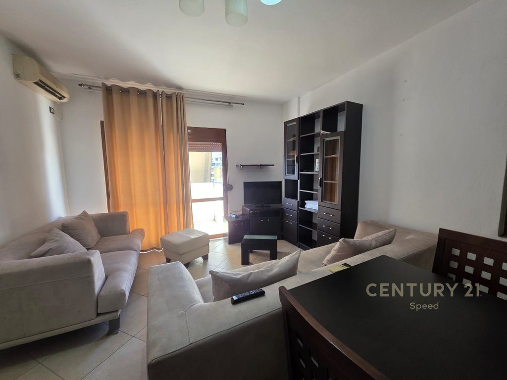 JEPET APARTAMEN 2+1+2 ME QIRA TE 21 DHJETORI!!! 3