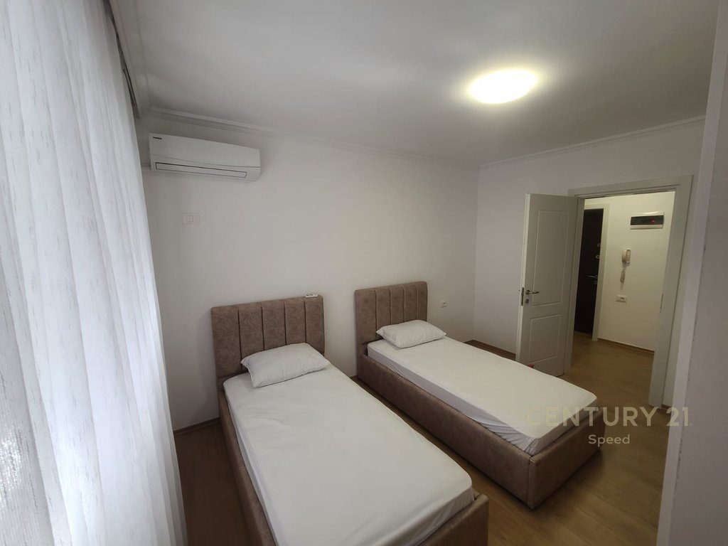 Apartament 2+1+2 Per Qira Tek 9 Kateshet 3