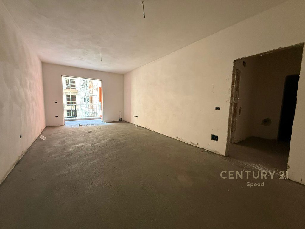 Shitet apartament 1+1 në Space City Building Complex, Paskuqan, pranë Bulevardit të Ri! 2