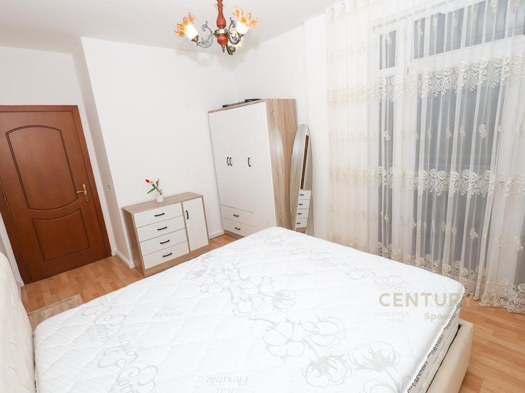 Apartament 2+1 me Qira tek Kopshti Botanik Zoologjik! 4